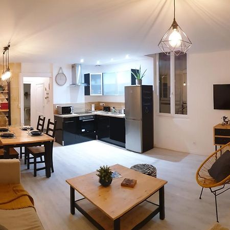 La Soloire 1 A 6 Pers - 2 Sdb -1 Balneo Apartment Cognac Exterior photo